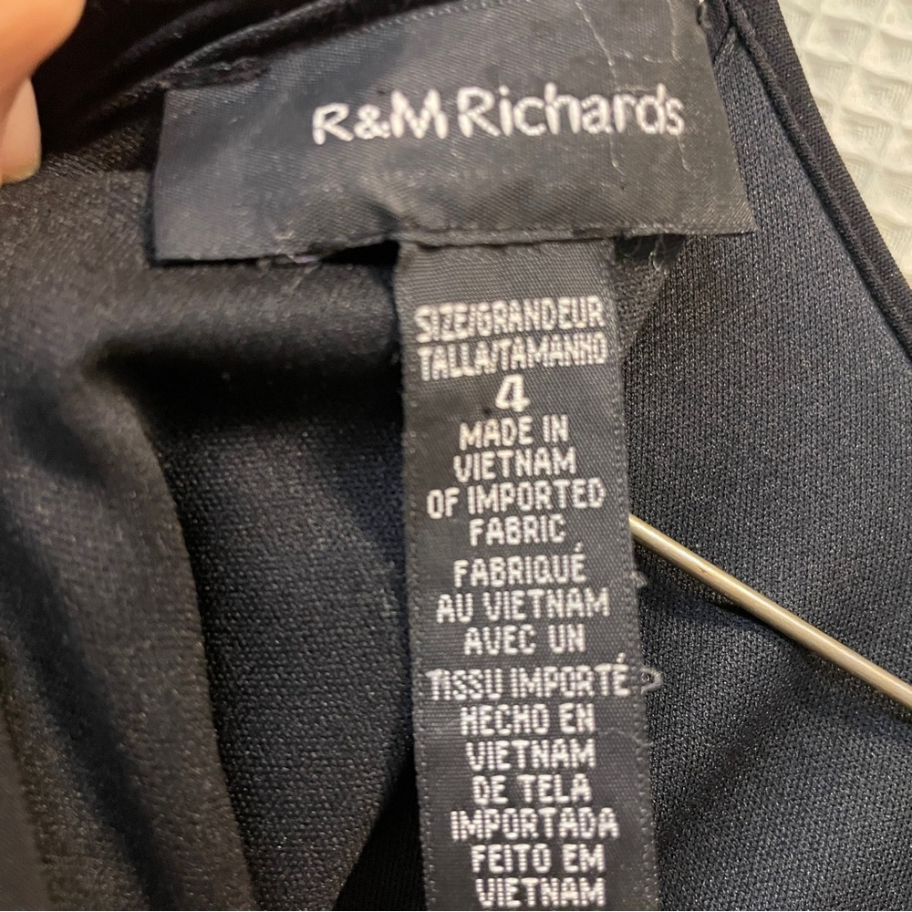 R&M Richards Black Special Occasion Beaded Waist Gown Sz 4 - Picture 6 of 9